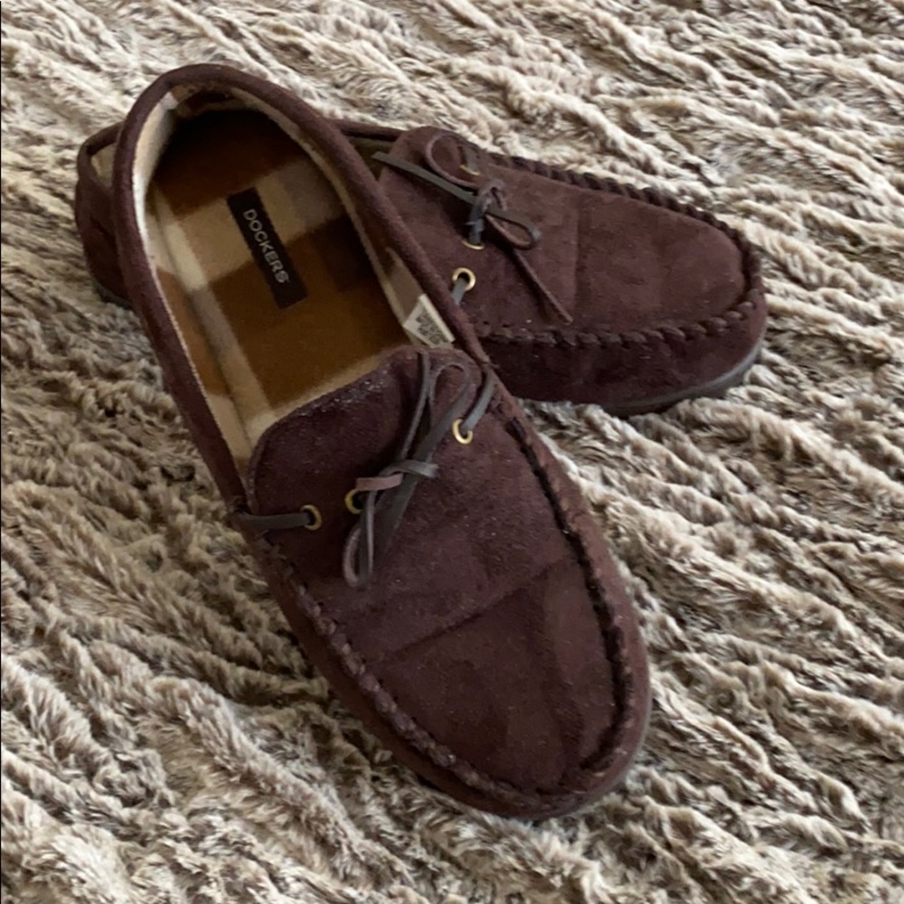 Men’s house shoes